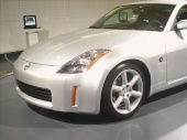 NISSAN_350Z_FRONT_LIGHTS.JPG